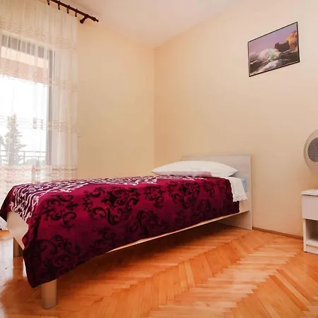 3-bedroom In Zaboric/sibenik Riviera 7073