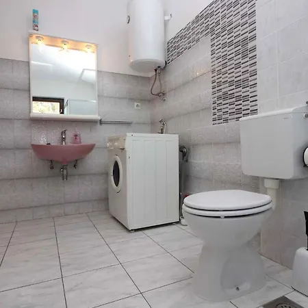 3-bedroom In Zaboric/sibenik Riviera 7073