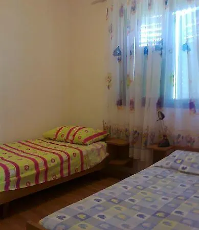 3-bedroom In Zaboric/sibenik Riviera 7073 Zaboric
